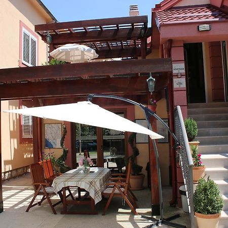 Apartments Dragovic Nikšić Екстериор снимка