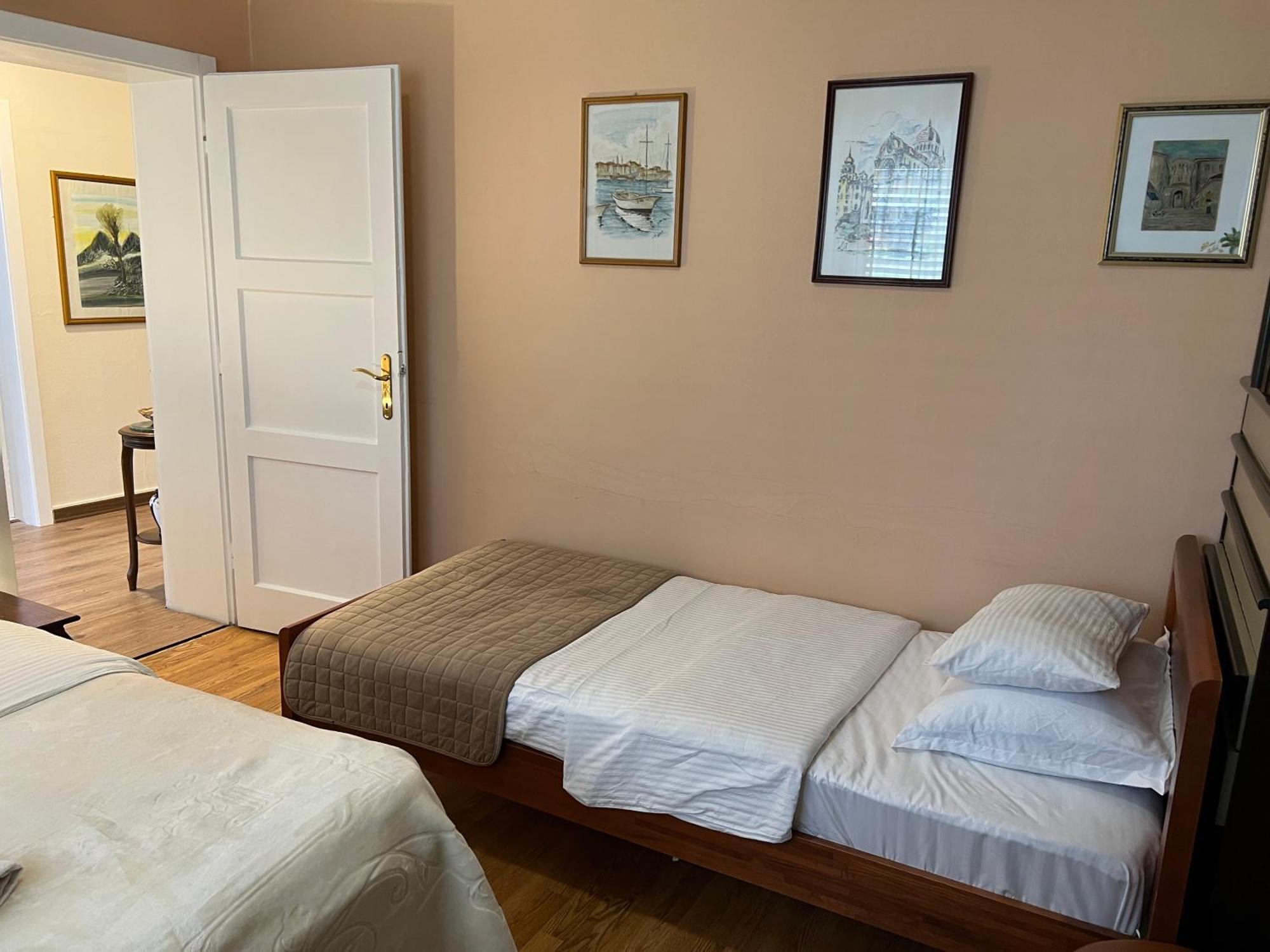 Apartments Dragovic Nikšić Екстериор снимка