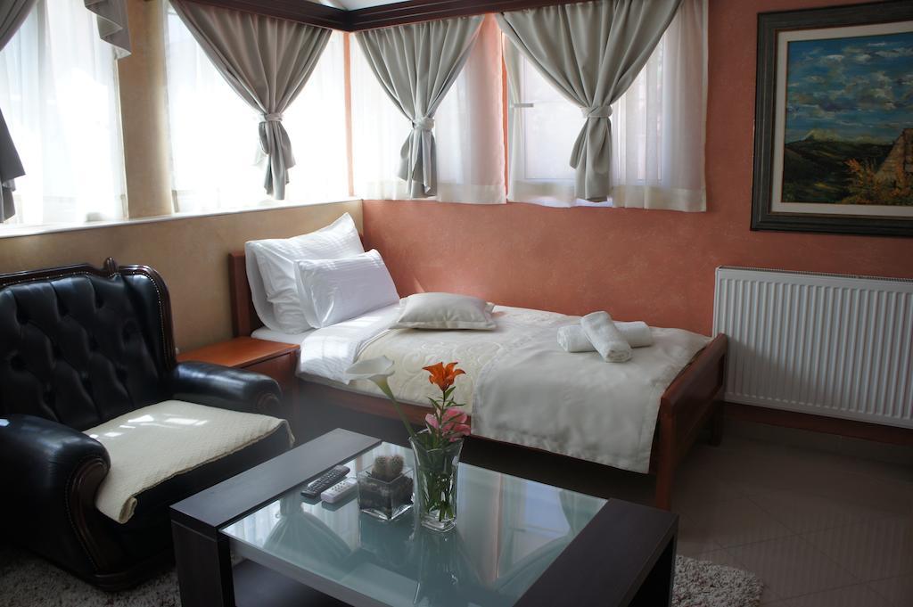 Apartments Dragovic Nikšić Стая снимка