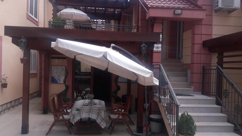 Apartments Dragovic Nikšić Екстериор снимка