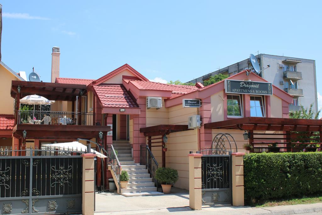 Apartments Dragovic Nikšić Екстериор снимка