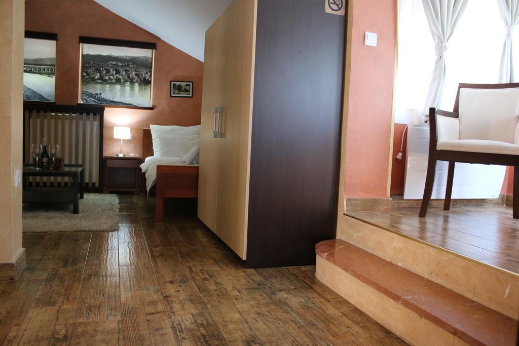 Apartments Dragovic Nikšić Екстериор снимка